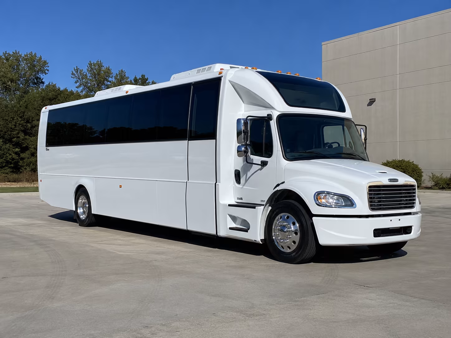 jersey city 28 passenger party bus